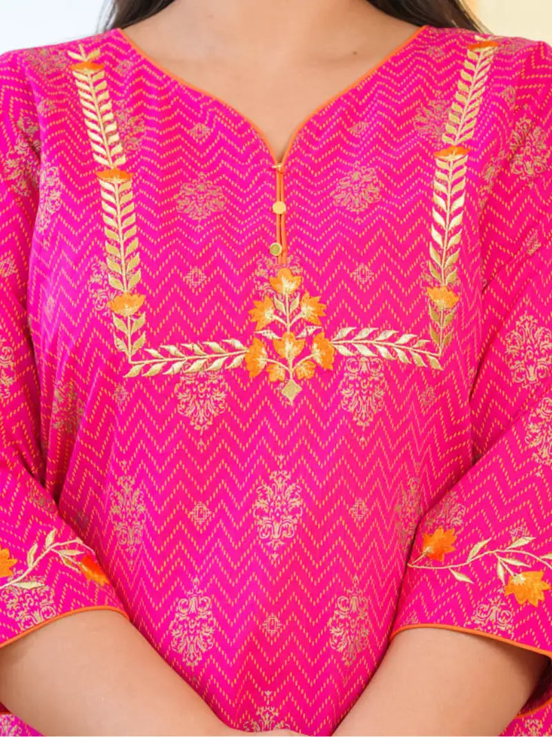 Cambric Cotton Zari Embroidered Straight Kurta (Pink)