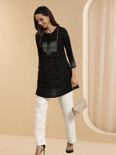 Rayon Geometrical Printed Short Kurti