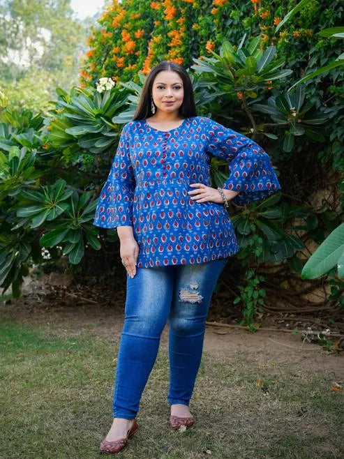 Cotton Geometrical Printed Regular Kurti