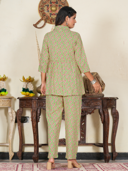 Fashion Plus Store Women's Floral Printed Night Suit