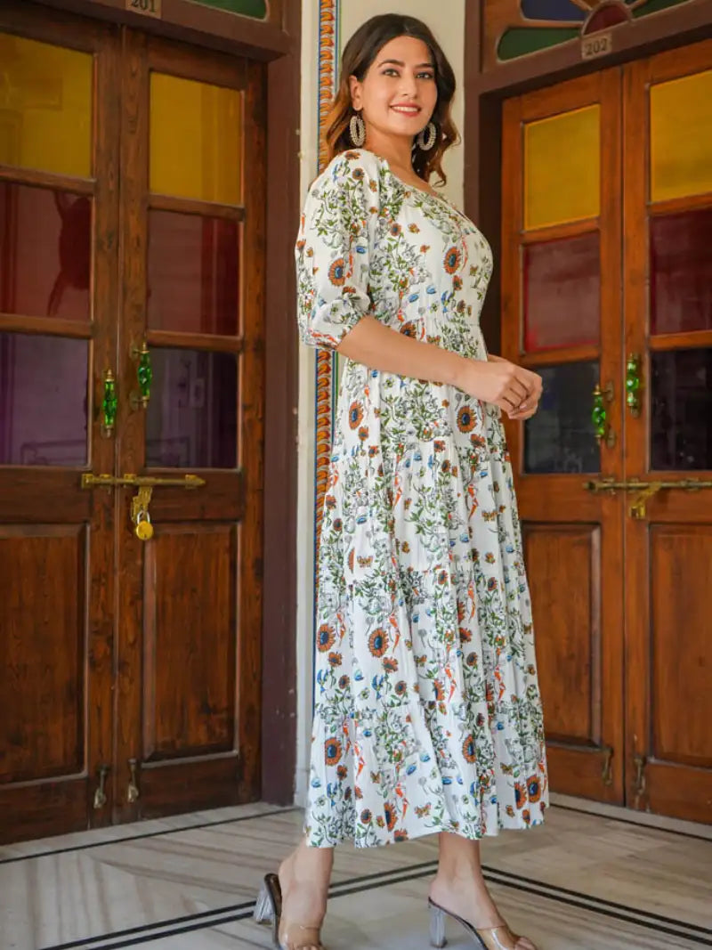 Floral Printed Tiered Style Dress