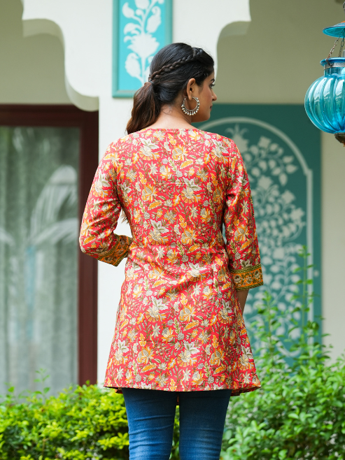 Rayon Geometrical Printed Short Kurti