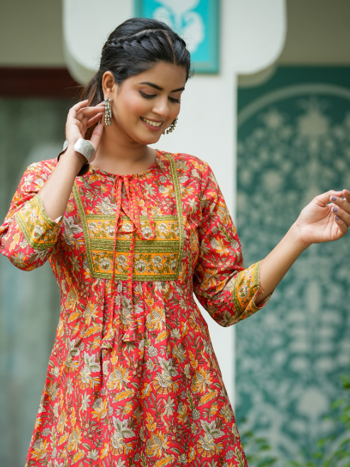 Rayon Geometrical Printed Short Kurti