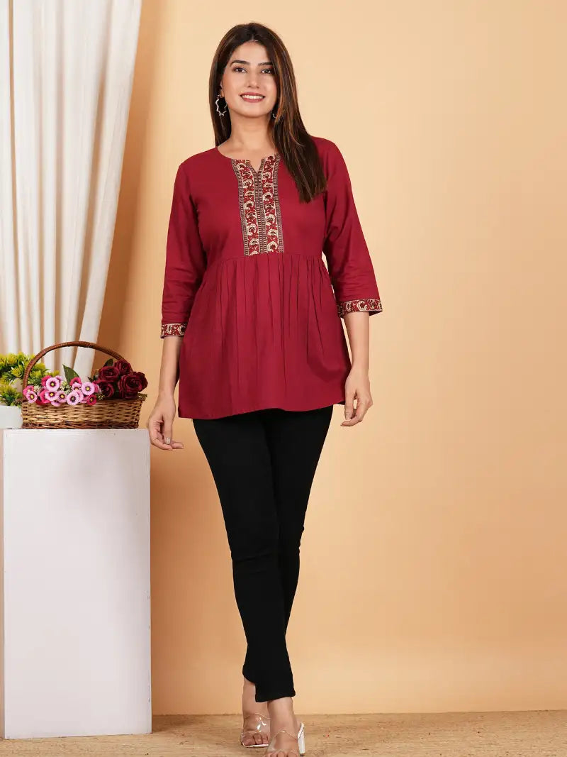 Cotton Waist Lengtth 3/4th Sleeves Knotch neck Regular Fitted Top