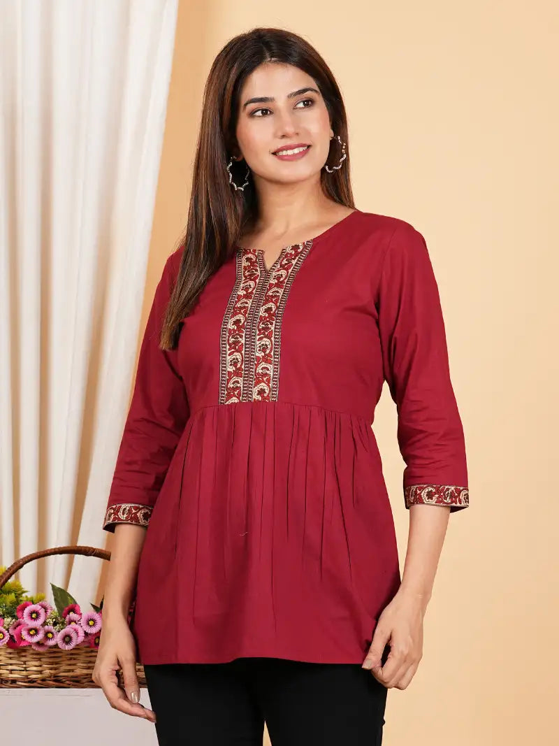 Cotton Waist Lengtth 3/4th Sleeves Knotch neck Regular Fitted Top