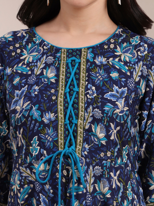 Fashion Plus Store Women's Rayon Relaxed Fit Anarkali 's Floral Printed Kurta