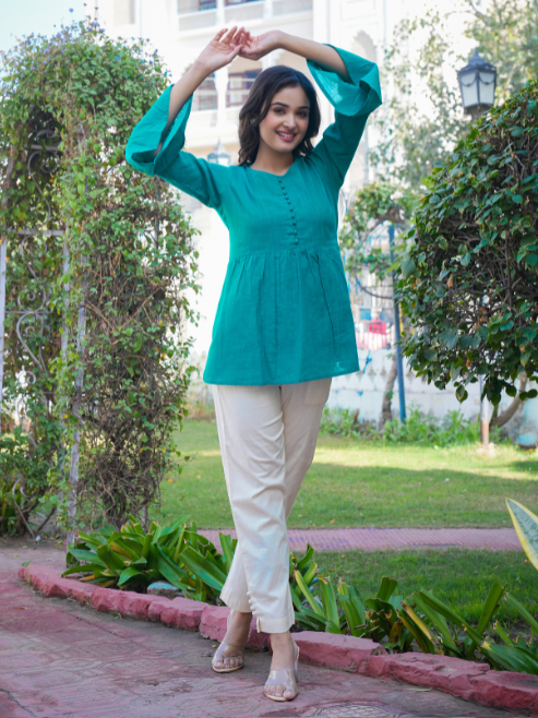 Casual Bell Sleeve Solid Top