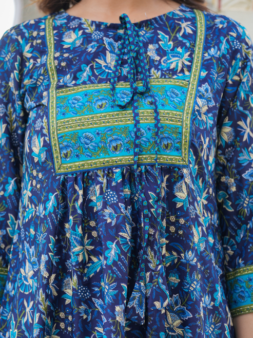 Fashion Plus Store Women's Floral Placement Printed Short Kurti