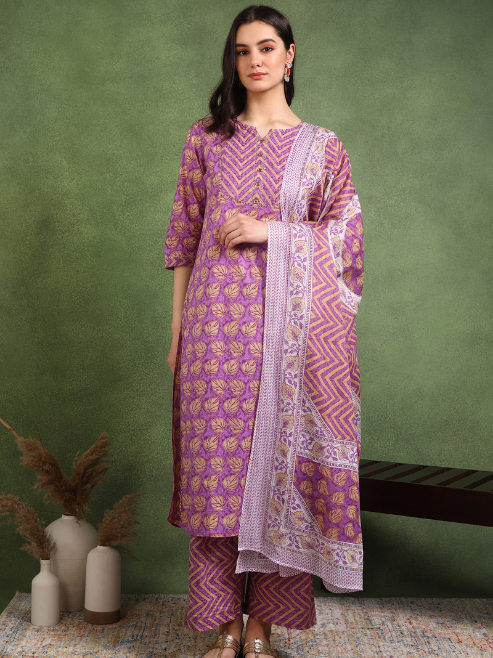 Fashion Plus Store Women's Cotton Calf Length 3/4th Sleeve Floral Printed Gotta patti Straight Kurta with Printed Pant & Dupatta