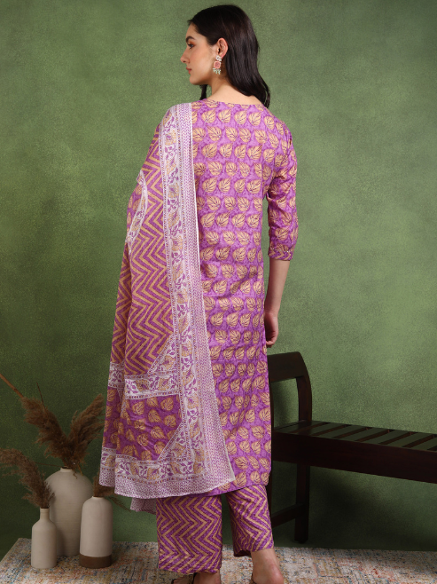 Fashion Plus Store Women's Cotton Calf Length 3/4th Sleeve Floral Printed Gotta patti Straight Kurta with Printed Pant & Dupatta