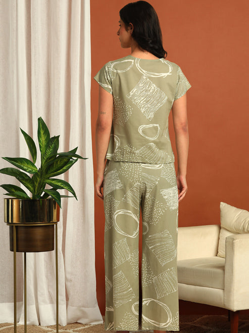 Fashion Plus Store Women's Cotton Straight Geomatrical Printed Night Suit for Women