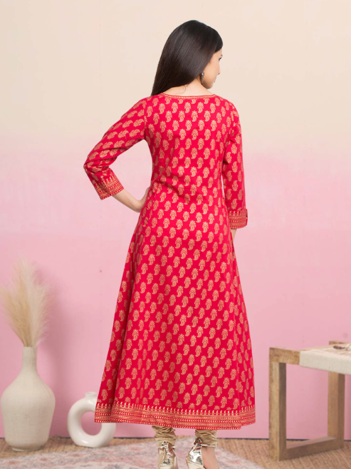 Fashion Plus Store Women's Cotton Calf Length 3/4th Sleeve Round Neck Floral Printed Anarkali Kurta with Dupatta