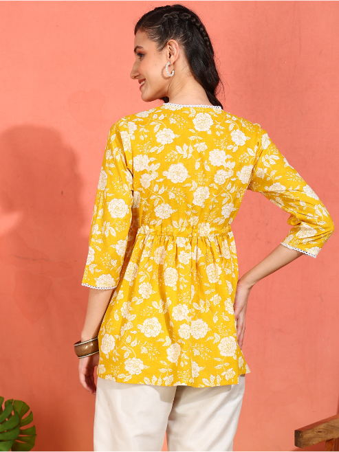 Fashion Plus Store Women's Cotton Floral Printed 3/4th Sleeve V-neck Mid Thigh Length Lace Work Peplum Style Short Kurti